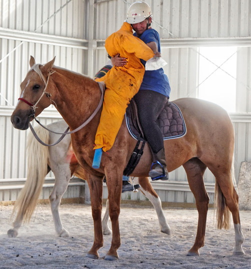 https://lemis.nyc3.digitaloceanspaces.com/yvonne/Photos/20180309/small/Riding-fun-31.jpeg