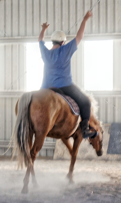 https://lemis.nyc3.digitaloceanspaces.com/yvonne/Photos/20180309/small/Riding-fun-39.jpeg