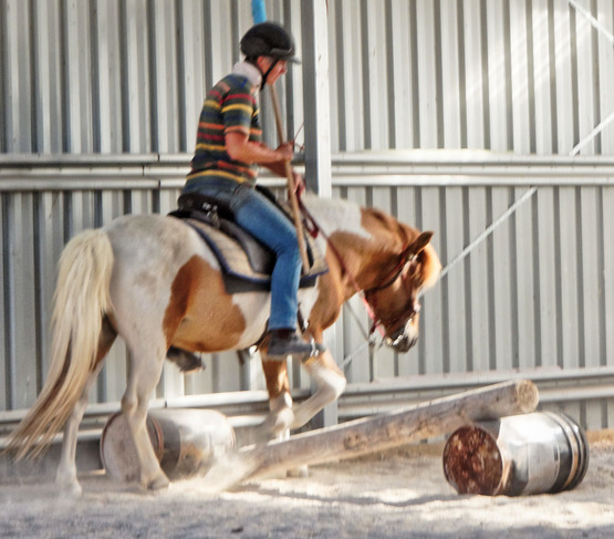 https://lemis.nyc3.digitaloceanspaces.com/yvonne/Photos/20180309/small/Riding-fun-50.jpeg