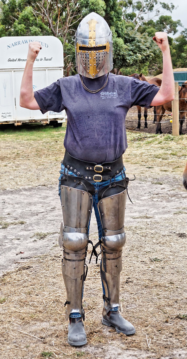 https://lemis.nyc3.digitaloceanspaces.com/yvonne/Photos/20180325/small/Checking-armour-14.jpeg