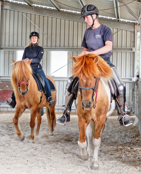 https://lemis.nyc3.digitaloceanspaces.com/yvonne/Photos/20180325/small/riding-3.jpeg