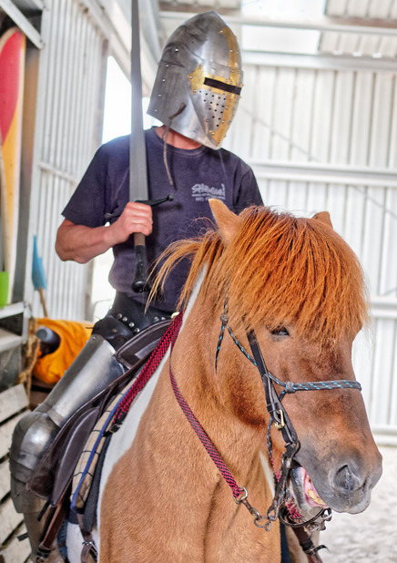 https://lemis.nyc3.digitaloceanspaces.com/yvonne/Photos/20180325/small/with-helmet-3.jpeg