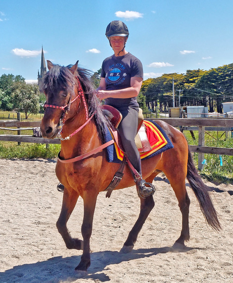 https://lemis.nyc3.digitaloceanspaces.com/yvonne/Photos/20181116/small/Chris-rides-Rev-32.jpeg