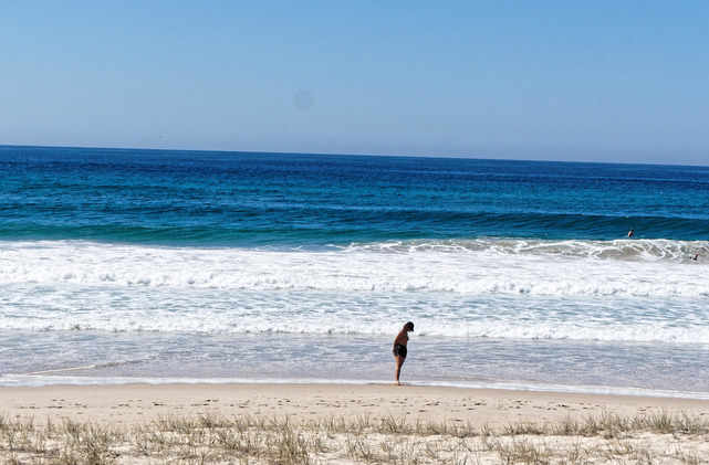 https://lemis.nyc3.digitaloceanspaces.com/yvonne/Photos/20190831/small/Surfers-Paradise-2.jpeg