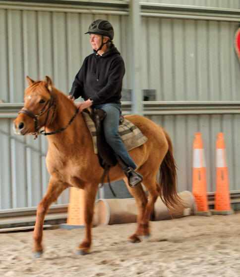 https://lemis.nyc3.digitaloceanspaces.com/yvonne/Photos/20210423/small/riding-36.jpeg