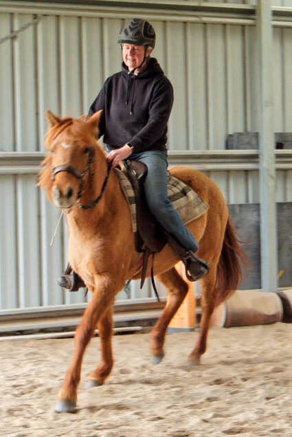 https://lemis.nyc3.digitaloceanspaces.com/yvonne/Photos/20210423/small/riding-37.jpeg